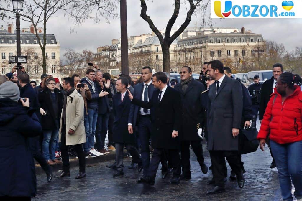 Протести в Парижі: демонстранти пошкодили Тріумфальну арку 