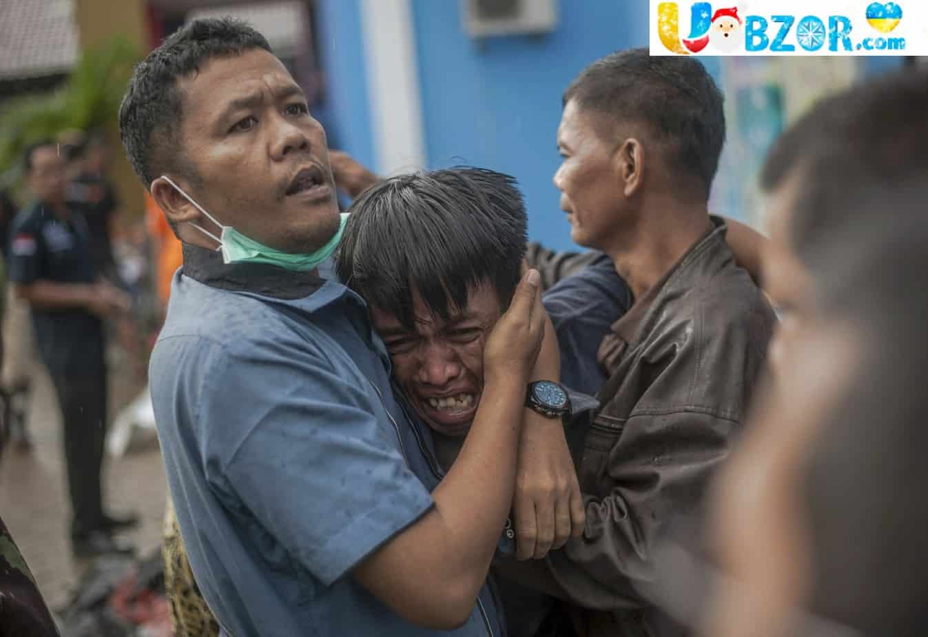 Число жертв цунамі в Індонезії перевищила 220 осіб