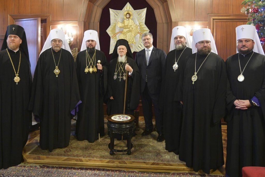 Порошенко запросив патріарха Варфоломія з візитом до України