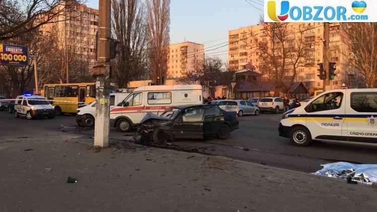 В Одесі Opel на єврономерах збив трьох нацгвардійців