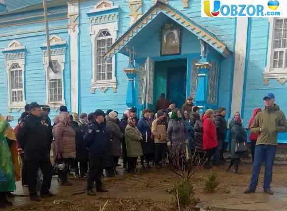 У Вінницькій області зіткнулись віруючі ПЦУ і УПЦ МП