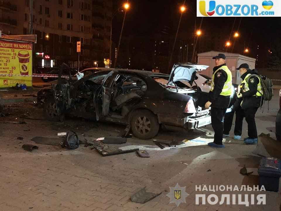 У Києві вночі вибухнув автомобіль: Є ПОТЕРПІЛІ