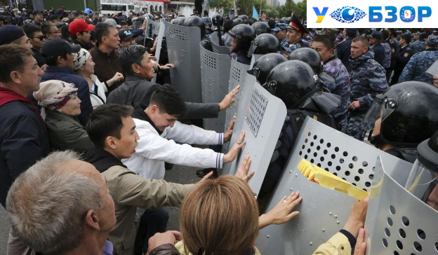 Вибух протестів у Казахстані: що це значить для України?