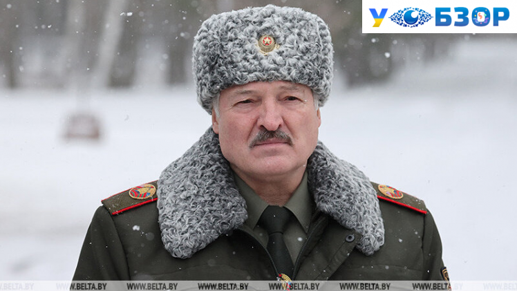 Білоруський диктатор Олександр Лукашенко звинуватив Україну у непостійності та у формулюваннях наголосив на необхідності захисту протяжного кордону Білорусі з Україною.